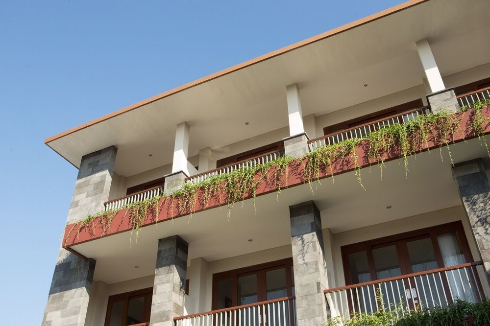 Vansari Hotel Семиняк Екстериор снимка